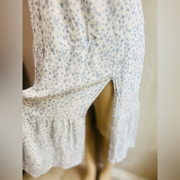 Abercrombie and Fitch Dress Womens XS Blue White Floral Smocked Boho Prairie - Picture 9 of 16